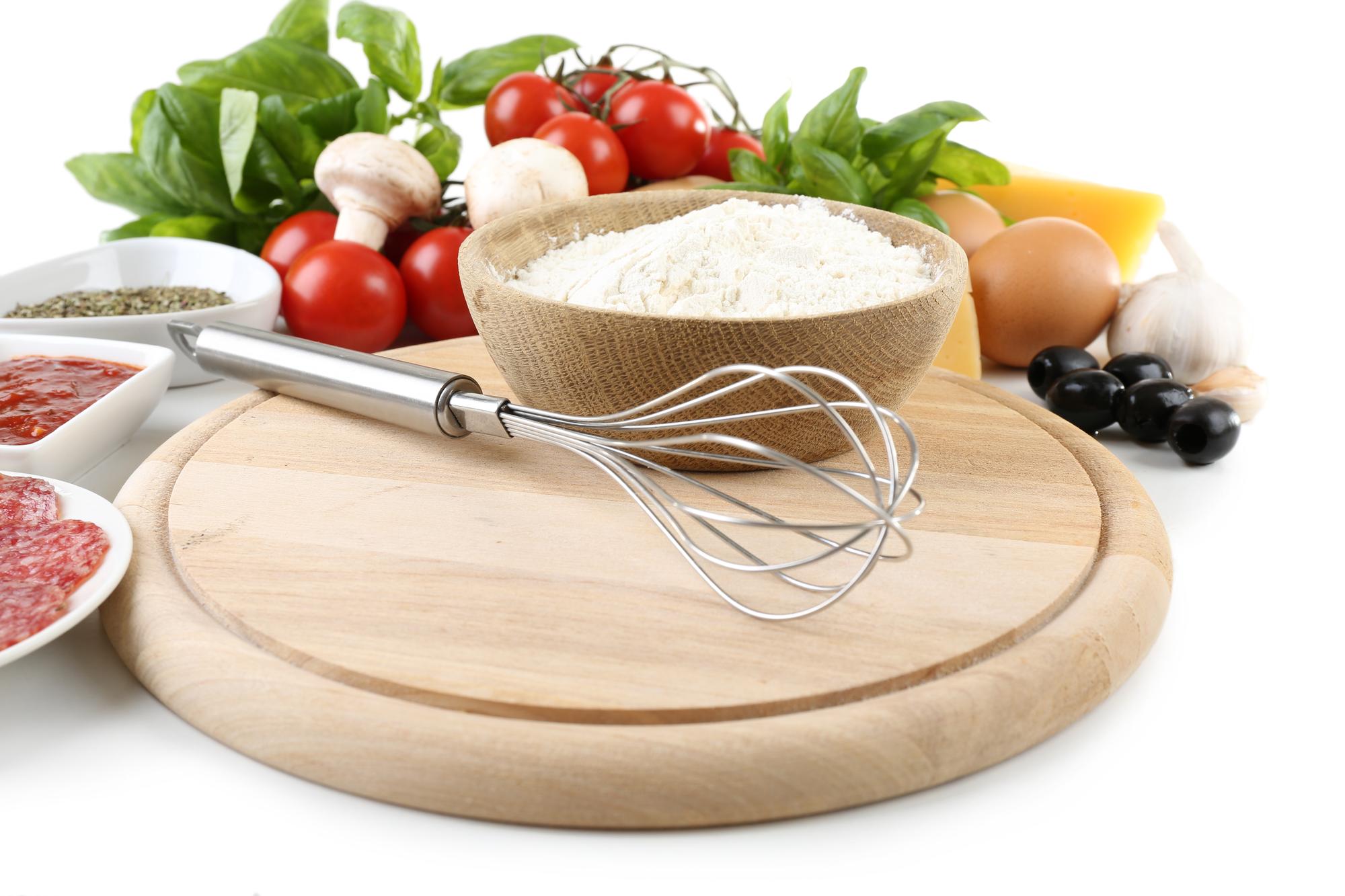 Intymus darbo stalas su ingredientais